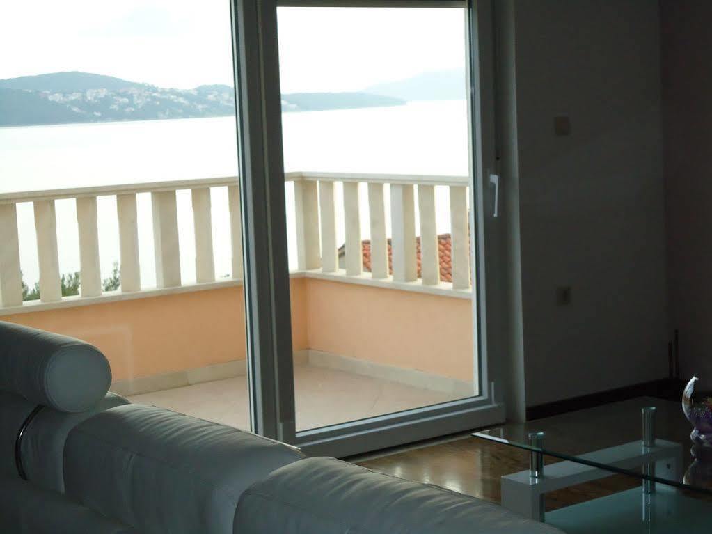 Villa Queen Trogir Exterior photo